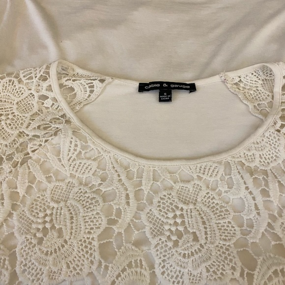 Lace front, white shirt - Picture 2 of 4